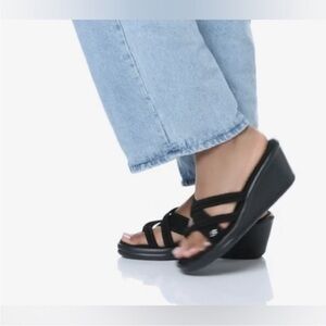 Skechers Sandals Womens 9 Cali Rumblers Wedge Slide Criss Cross Straps